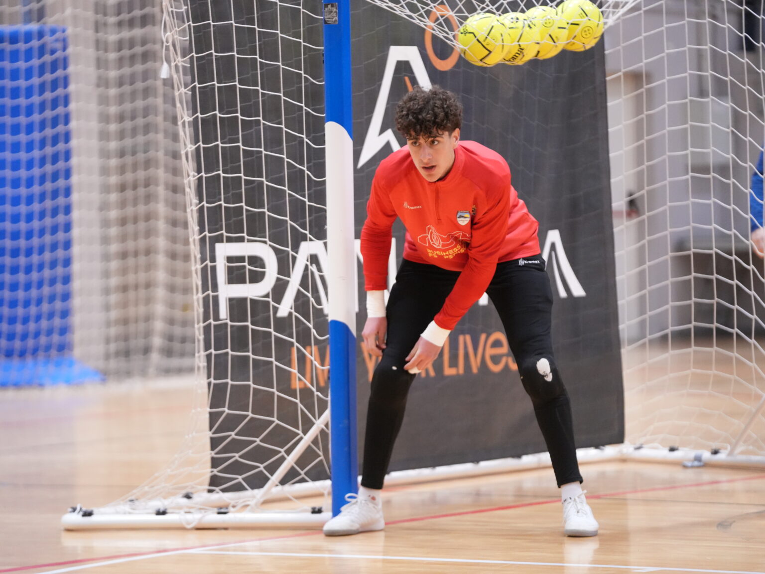 El Servigroup Peñíscola incorpora a Álex Cervera