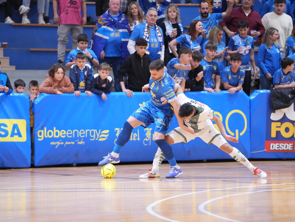 Empate ante el Córdoba para terminar la primera vuelta segundo (5-5)