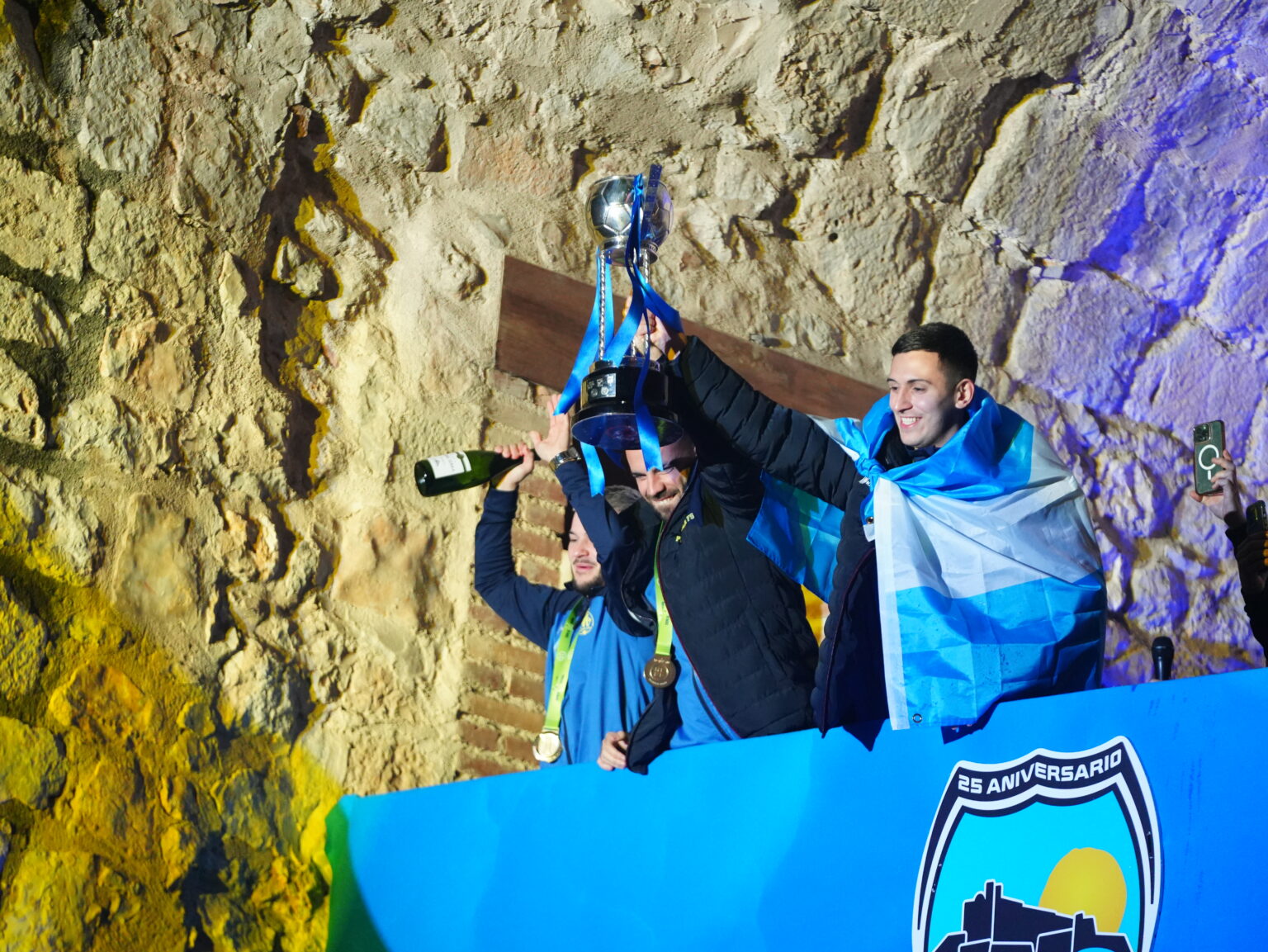 El Ayuntamiento de Peñíscola homenajea al Servigroup Peñíscola, campeón de la Copa de España