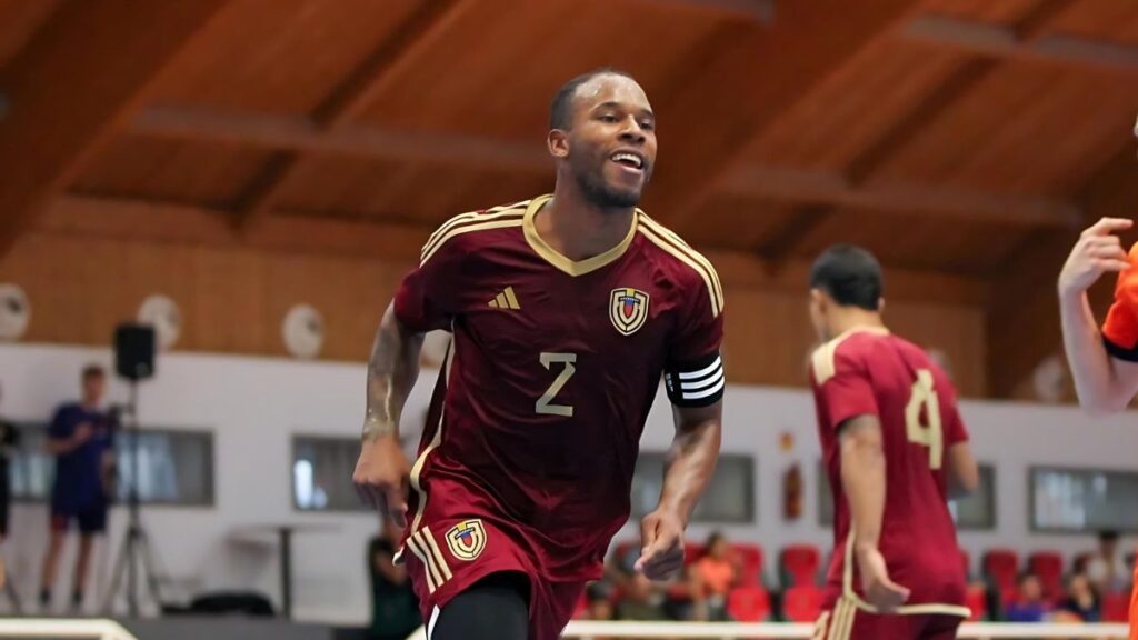 El Servigroup Peñíscola FS cierra la plantilla con el fichaje del venezolano Carlos Sanz